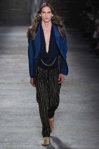 Alexander McQueen / - 2012